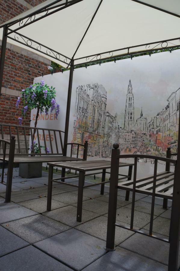 Charming Suites Jan Zonder Vrees 안트베르펜 외부 사진